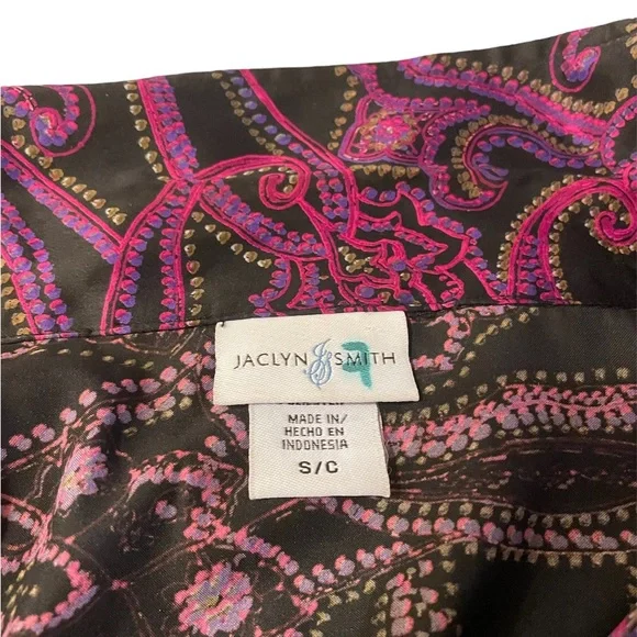 Jaclyn Smith black and purple paisley button up top - Picture 3 of 5
